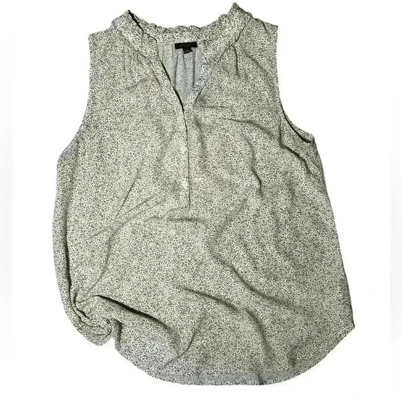 TALBOTS PEBBLED DOT RUFFLE SHELL - Picture 8 of 13